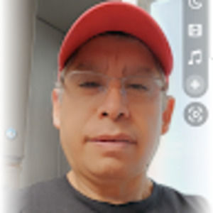 Meet your Posher, Moises